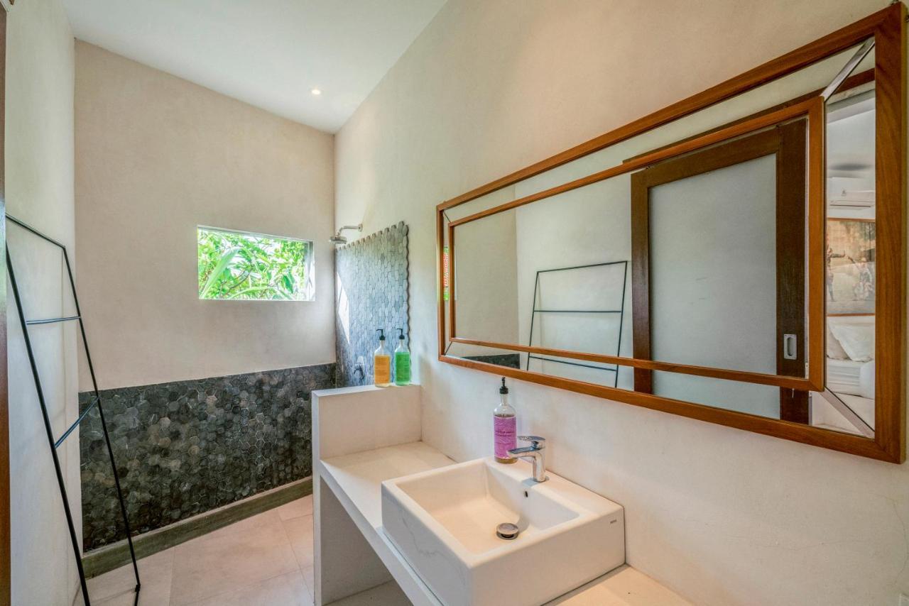 Batu Belig Living Managed By Cpm Bali Apartamento Seminyak Exterior foto