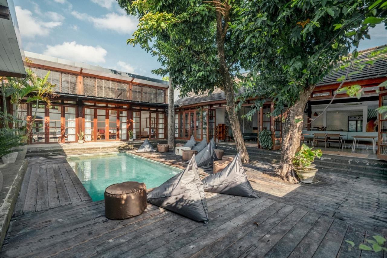 Batu Belig Living Managed By Cpm Bali Apartamento Seminyak Exterior foto